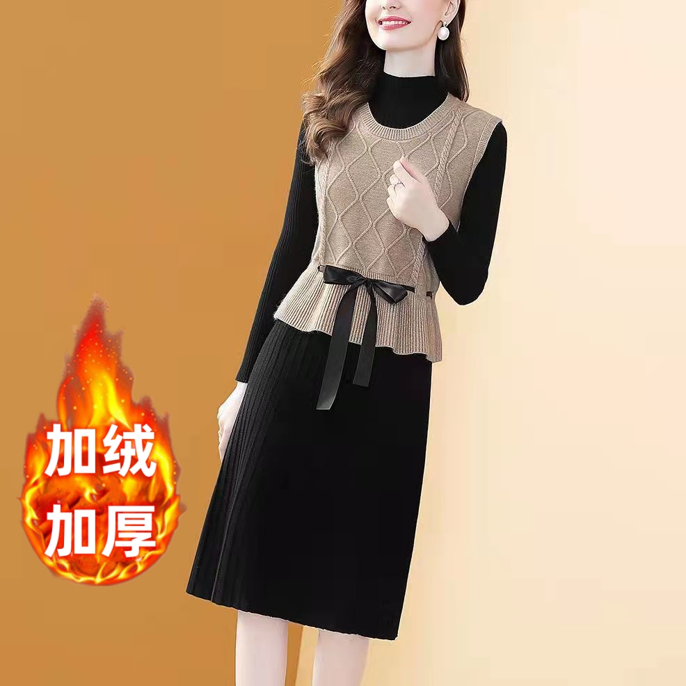 针织两件套连衣裙秋冬新款中长款马甲套装宽松显瘦时尚百搭打底裙