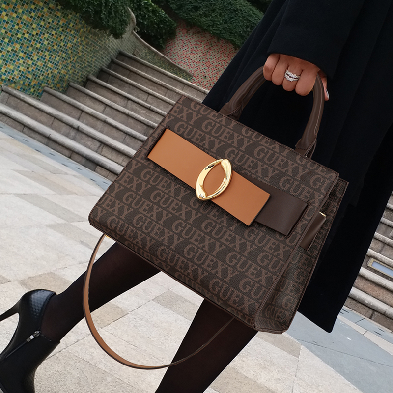 包包女轻奢时尚方包字母印花手提包气质女士潮流通勤女包质感高级