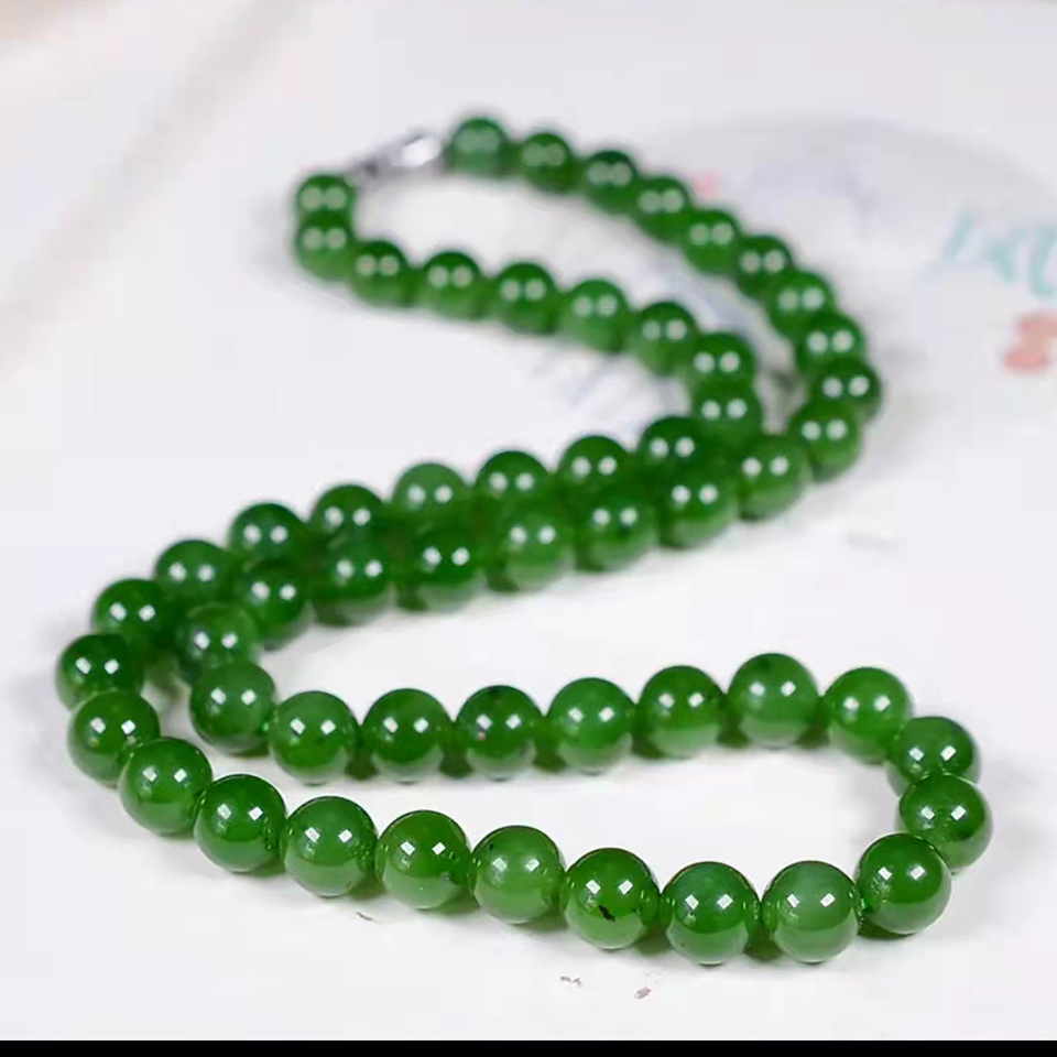 天然正品和田玉项链和田玉碧玉送妈妈款项链挂饰绿色带黑点菠菜绿