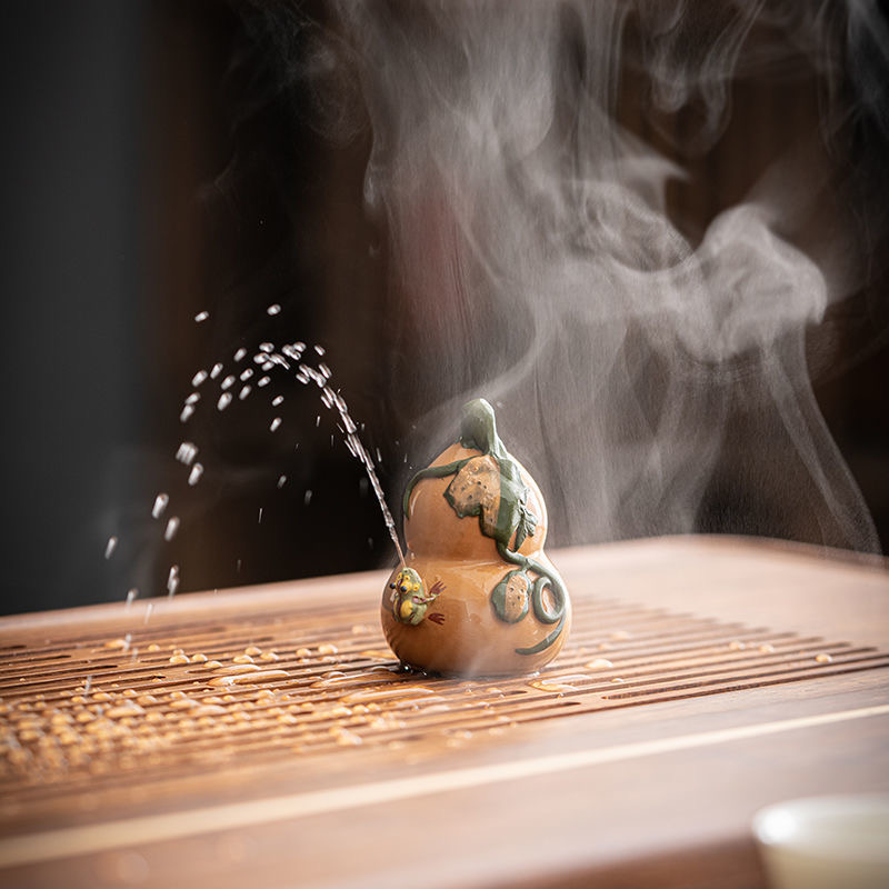 紫砂茶宠个性创意手工茶玩可养茶宠摆件葫芦西瓜喷水青蛙摆件