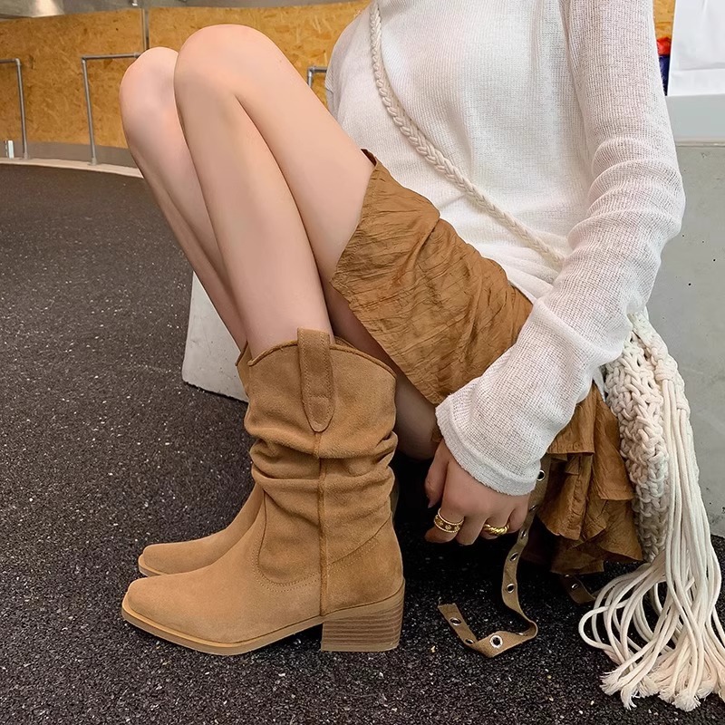 2024新款美拉德靴子女棕色褶皱堆堆靴西部牛仔靴中筒短靴马丁靴女
