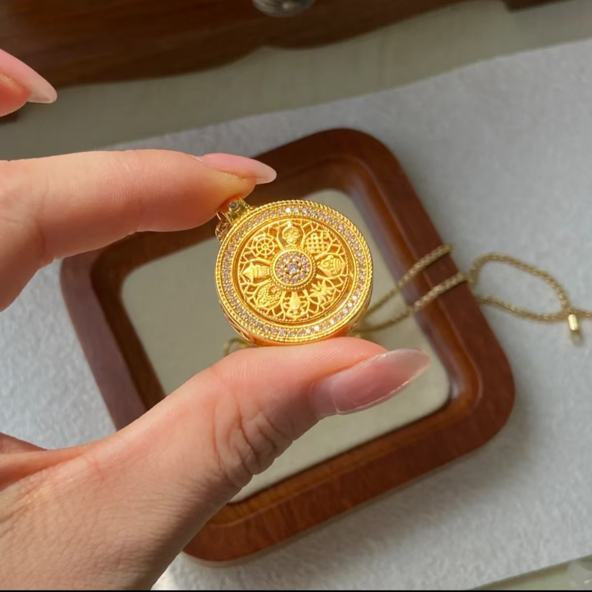 时尚挂坠旋转带钻八宝罗盘镂空吊坠