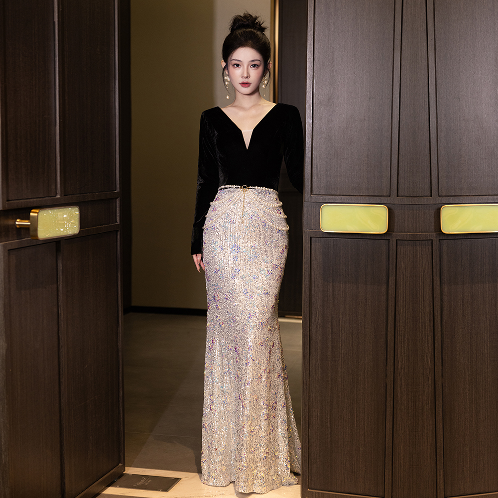 晚礼服女轻奢小众高端黑色丝绒宴会主持人气质长袖年会亮片鱼尾裙