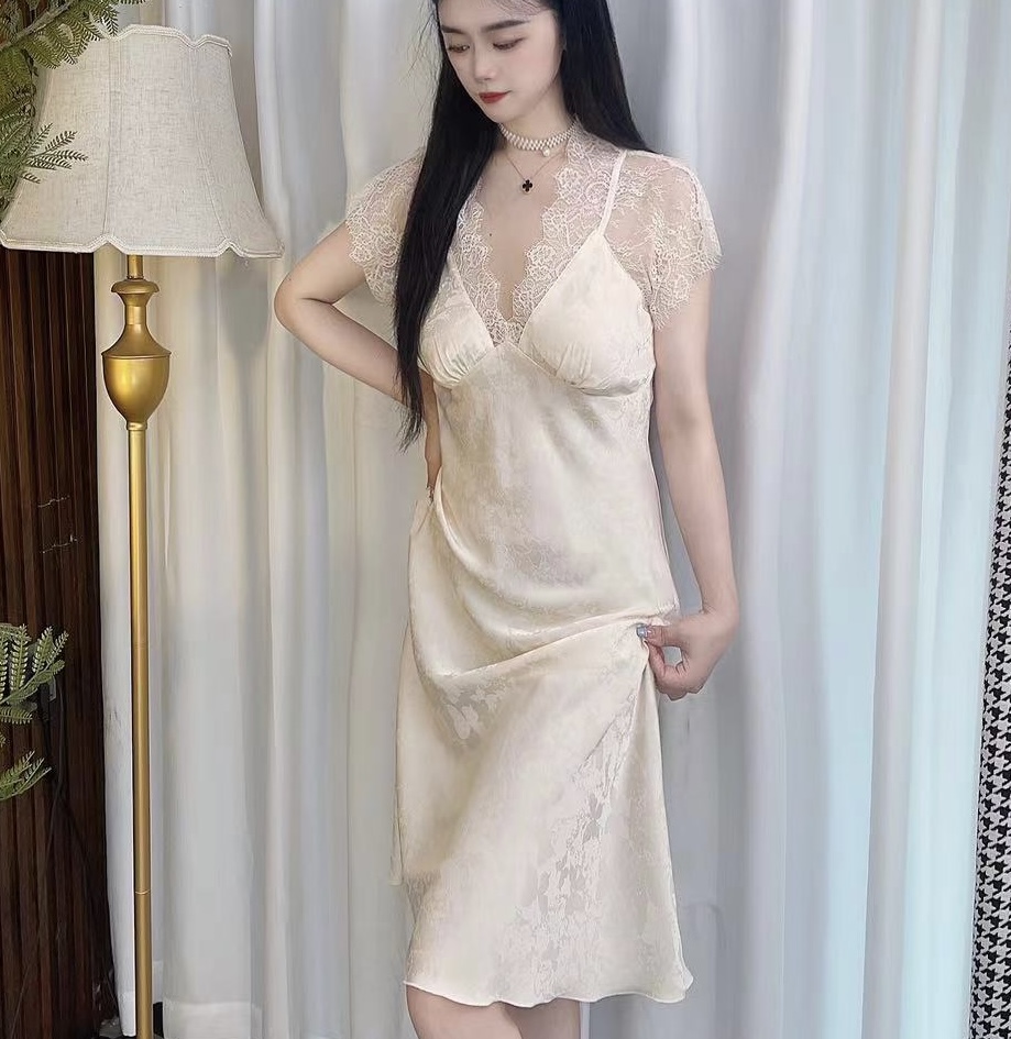 【玫瑰故事】蕾丝高级感冰雪丝家居服韩版蕾丝轻奢睡衣显瘦性感睡裙