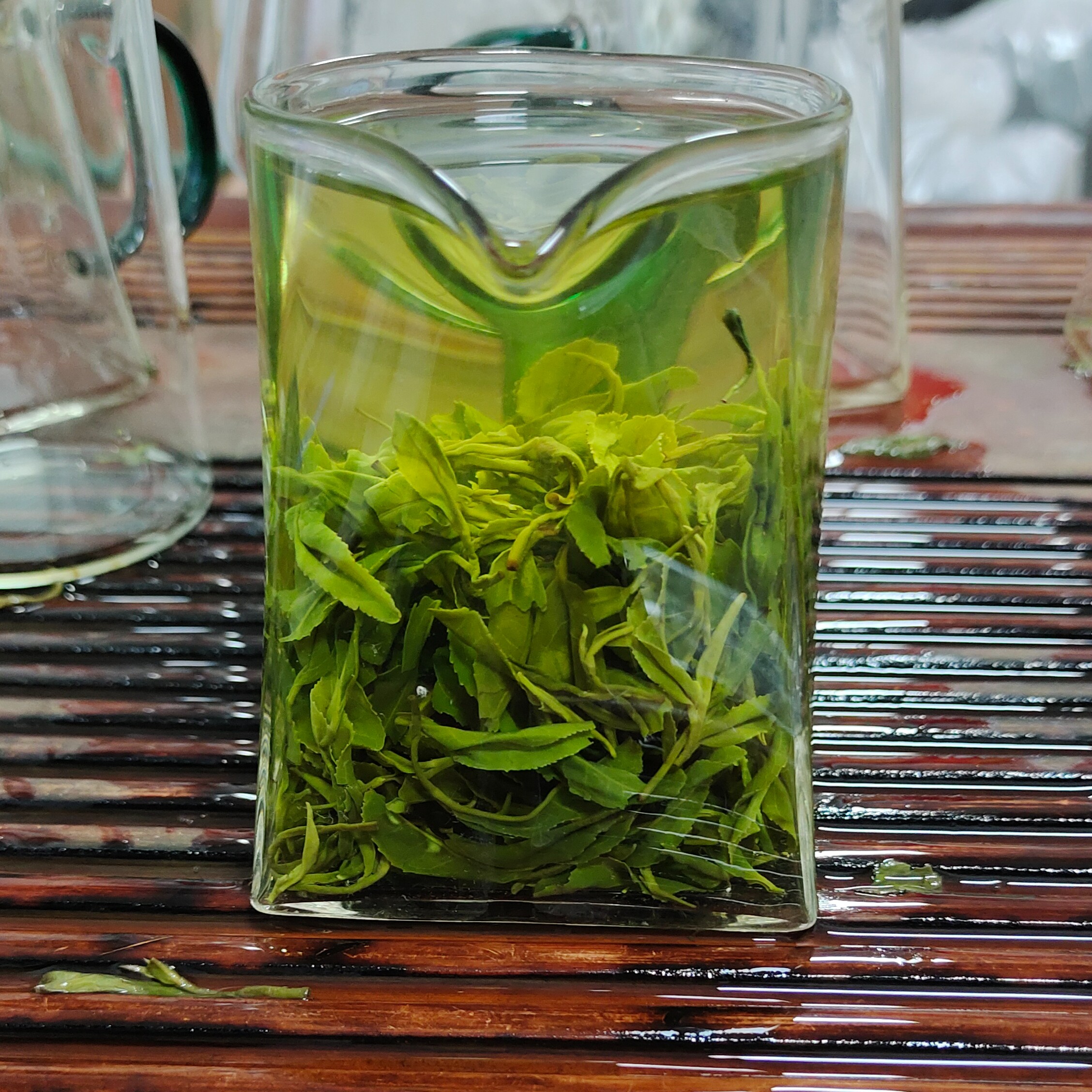 （浓香10中旬）日照绿茶/晚秋茶二细浓香醇厚/豆香略带鲜/茶汤浓郁