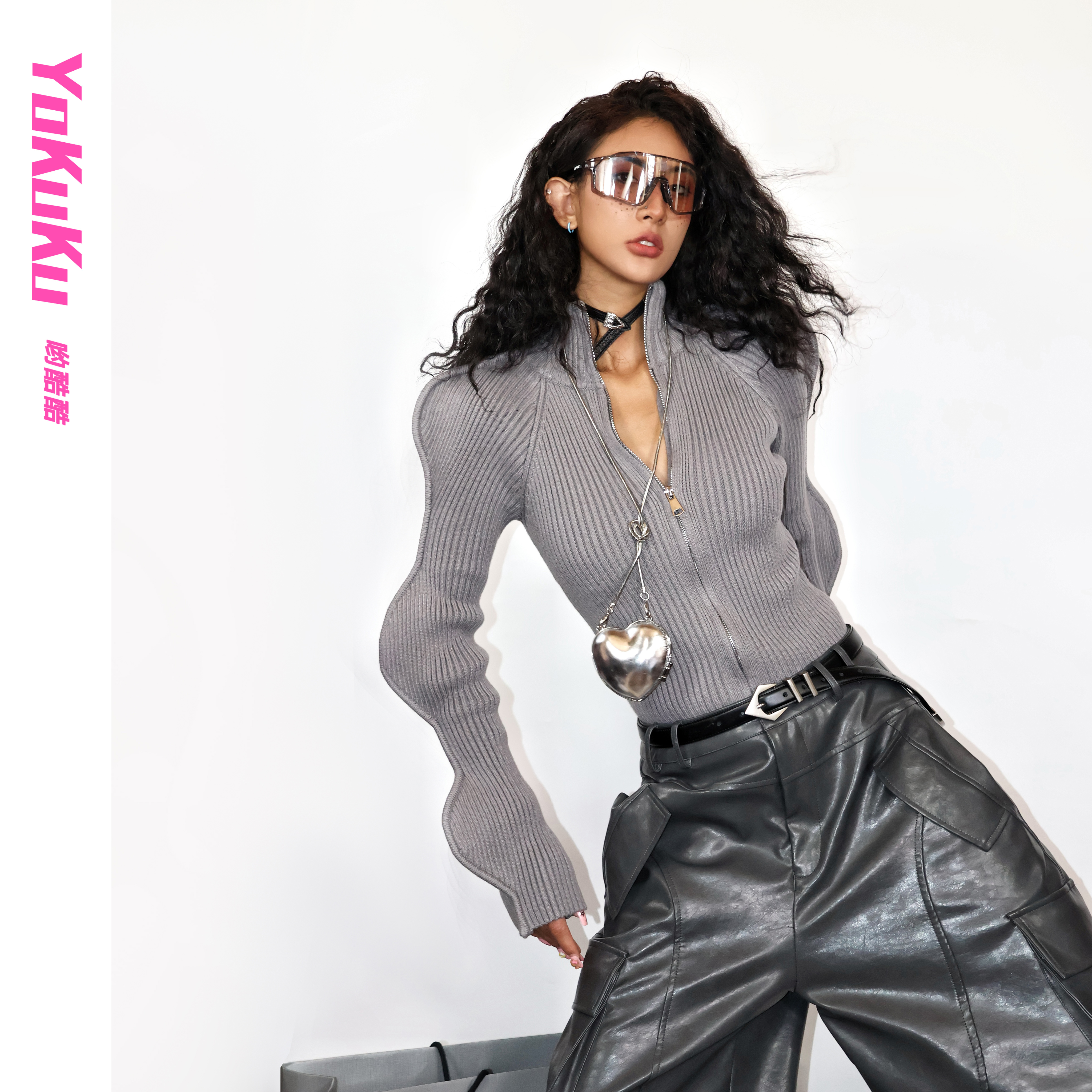 哟酷酷（抽象派）秋冬波浪袖拉链曲珠针织高领开衫修身显瘦长袖毛衣