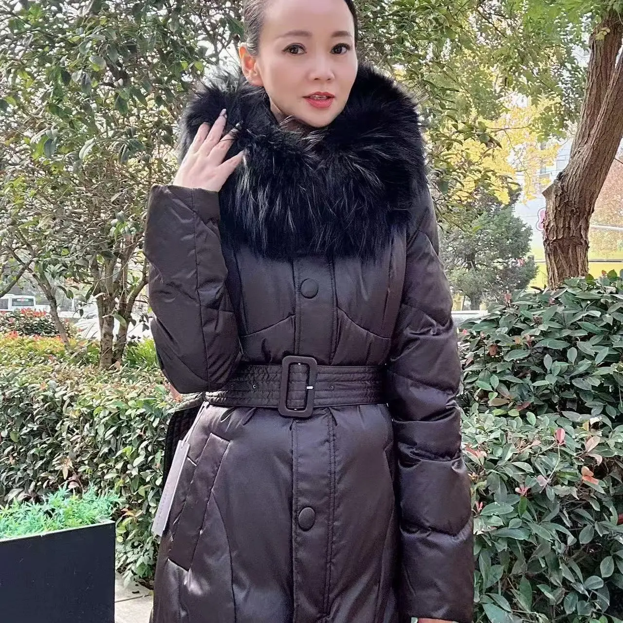 新中式国风连帽毛领修身长款白鹅绒保暖冬季外套