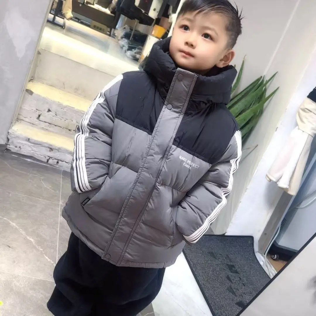 拼接加厚时尚保暖防风秋冬款百搭外套