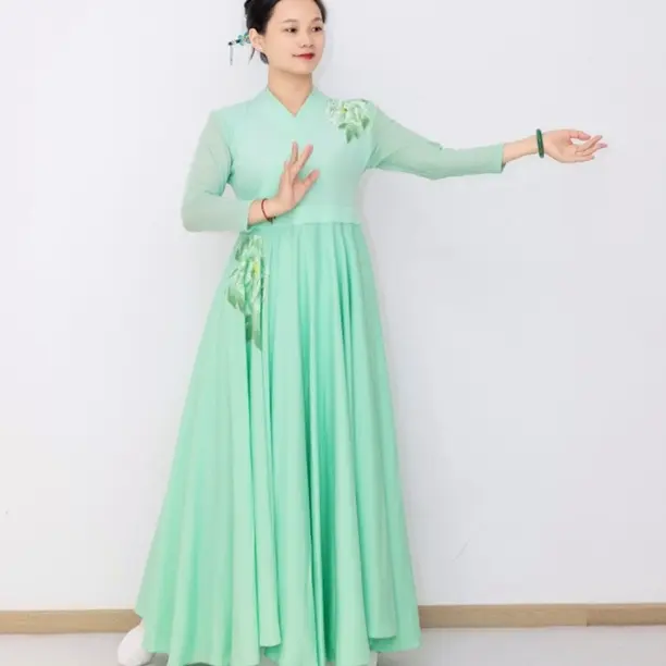 新中式改良汉服交领飘带雪纺大摆仙女裙适合旅游跳舞中国风连衣裙