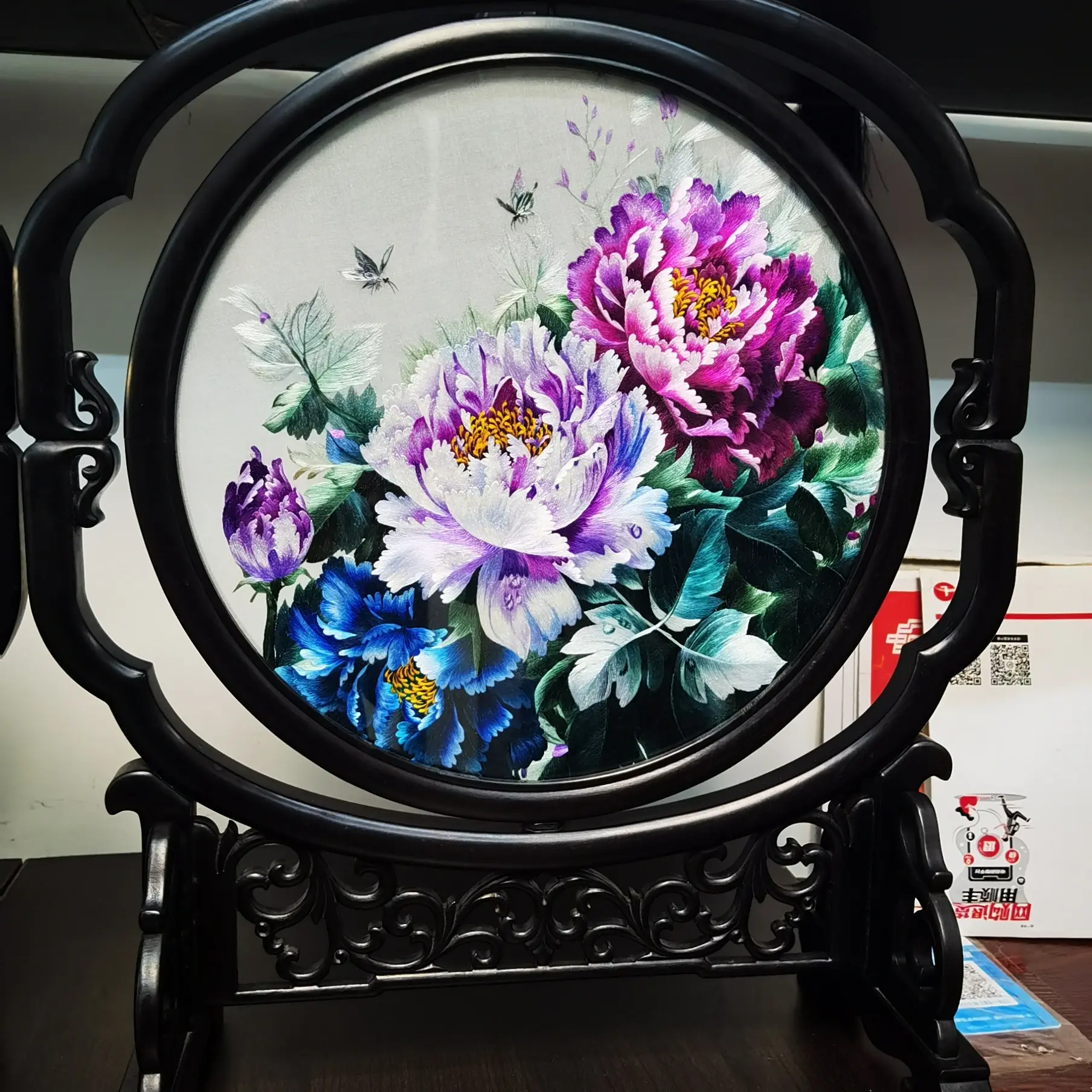 苏绣：手工刺绣牡丹花摆台（自行拍摄非网络图片）