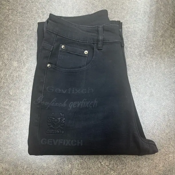 2515冬季男士加绒磨毛宽松阔腿黑色牛仔裤百搭潮流保暖