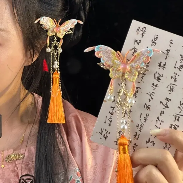 梦金陵橘色蝴蝶对夹古风刺绣蝴蝶流苏发夹汉服发饰中式侧边头饰
