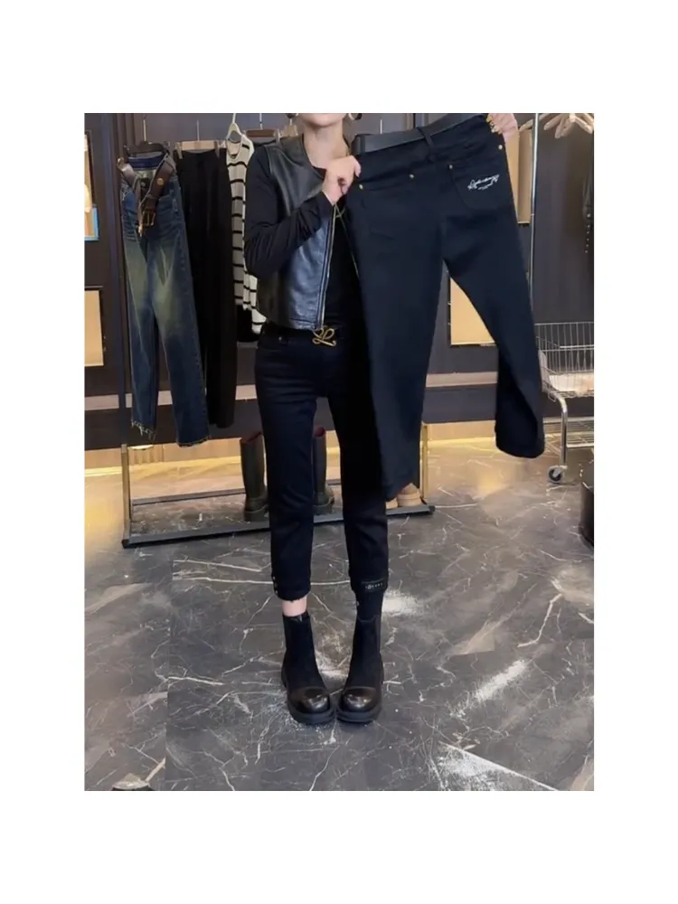 2025年秋季新款弹力修身直筒牛仔裤女大码爆款百搭窄版八分烟管裤