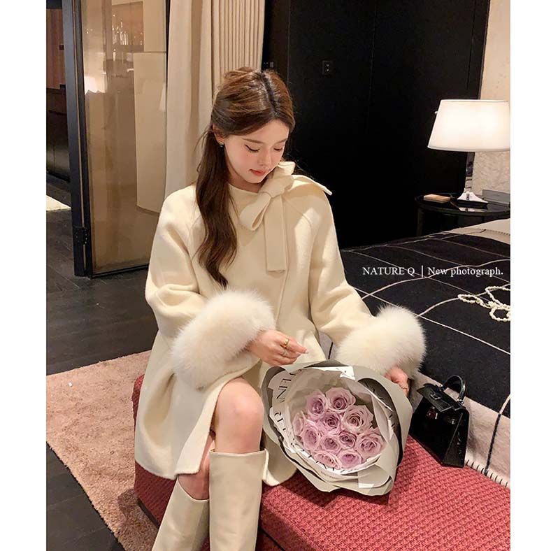 杨小卷富家千金小个子白色毛呢外套女100%羊毛新款高级斗篷大衣女