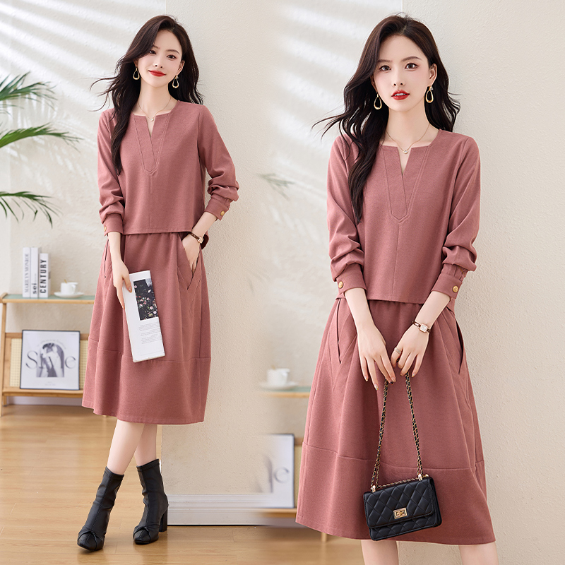 休闲时尚套装裙女2025秋季爆款小个子洋气减龄宽松半身裙两件套潮