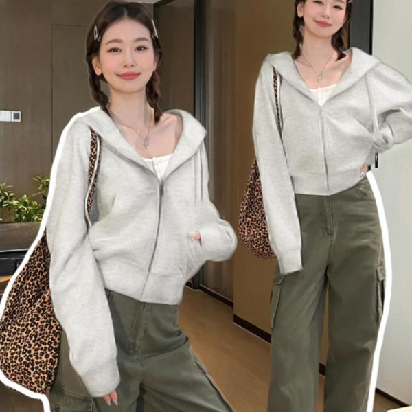 灰色拉链短款卫衣外套女春秋季初秋上衣修身收腰美式早秋穿搭连帽