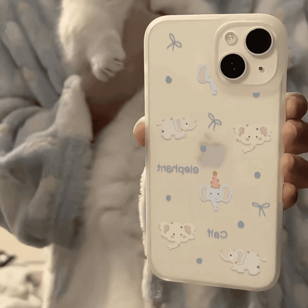 奥菲顿蓝蝴蝶结小象适用iPhone15promax苹果14磨砂手机壳13/12/11