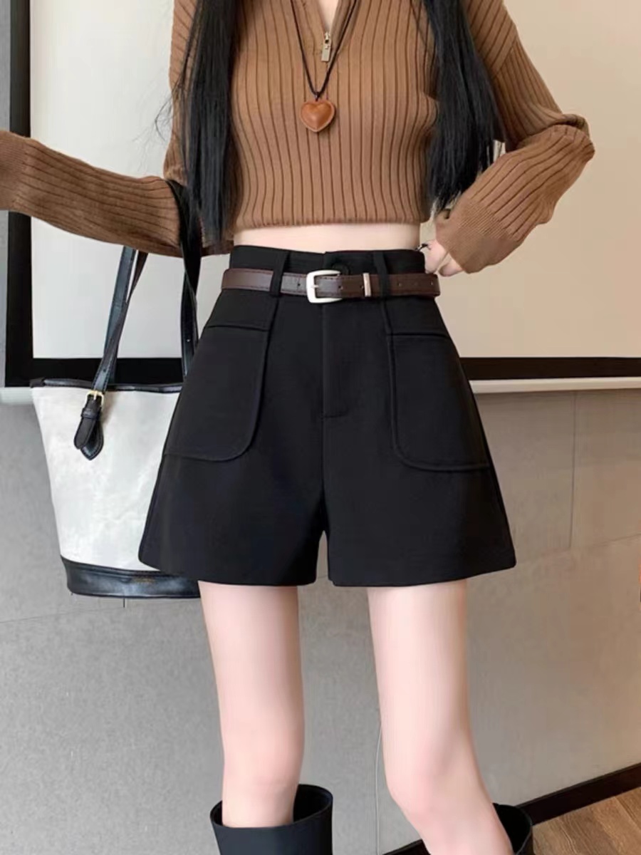 毛呢短裤女2025秋冬新款黑色外穿a字阔腿裤高腰显瘦气质百搭靴裤
