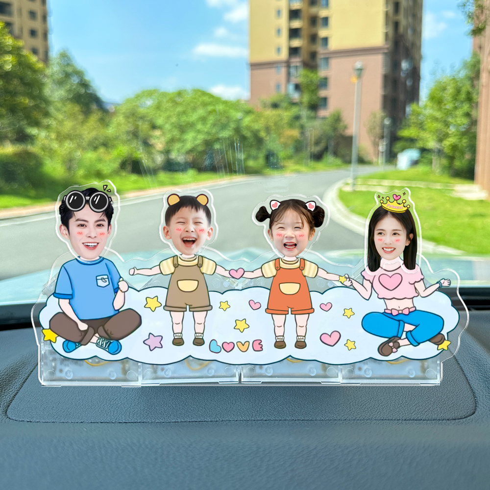 一家四口太阳能汽车摇头摆件定制五人亲子宝宝照片卡通车载装饰品