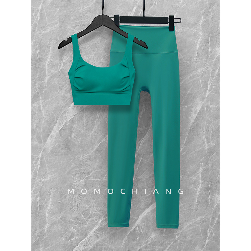 拒焦虑瑜伽服三件套装推荐一体式胸垫专业背心运动高端速干健身衣