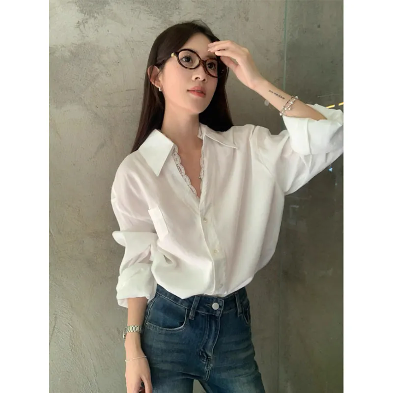 韩系拼接蕾丝边V领长袖衬衫女秋季新款宽松显瘦小众别致开衫上衣