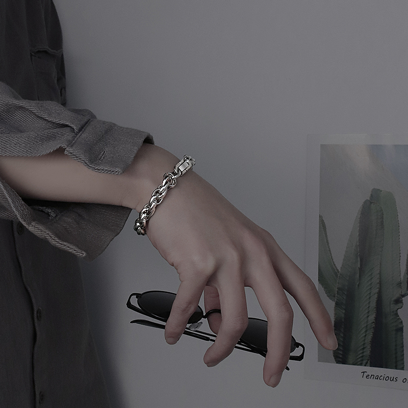 克兰茜 钛钢手链 男潮流网红爆款简约时尚百搭高级感手饰冷淡风