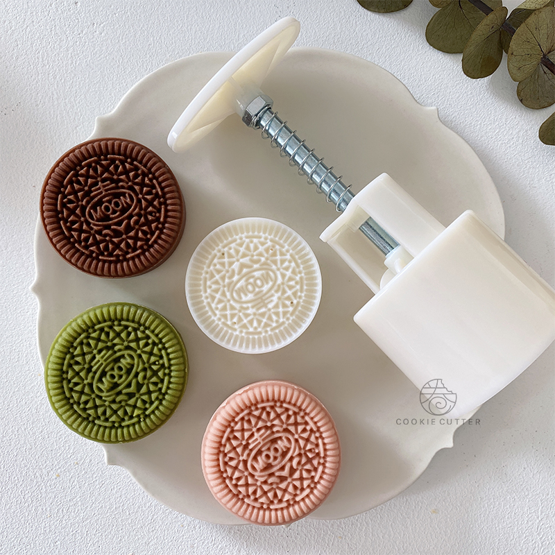63g网红奥利奥可可绿豆糕模具 圆形英文中秋节月饼模具广式酥皮模