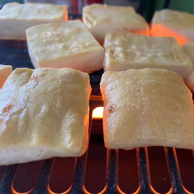 云南特产建水石屏包浆豆腐片包浆豆腐550克