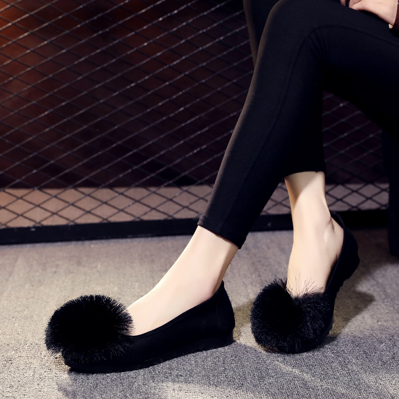 老北京布鞋女鞋黑色春秋季正品毛球百搭平跟鞋软底防滑工作妈妈鞋