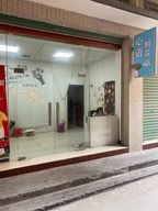 广州市花都区新华心语鲜花店的小店