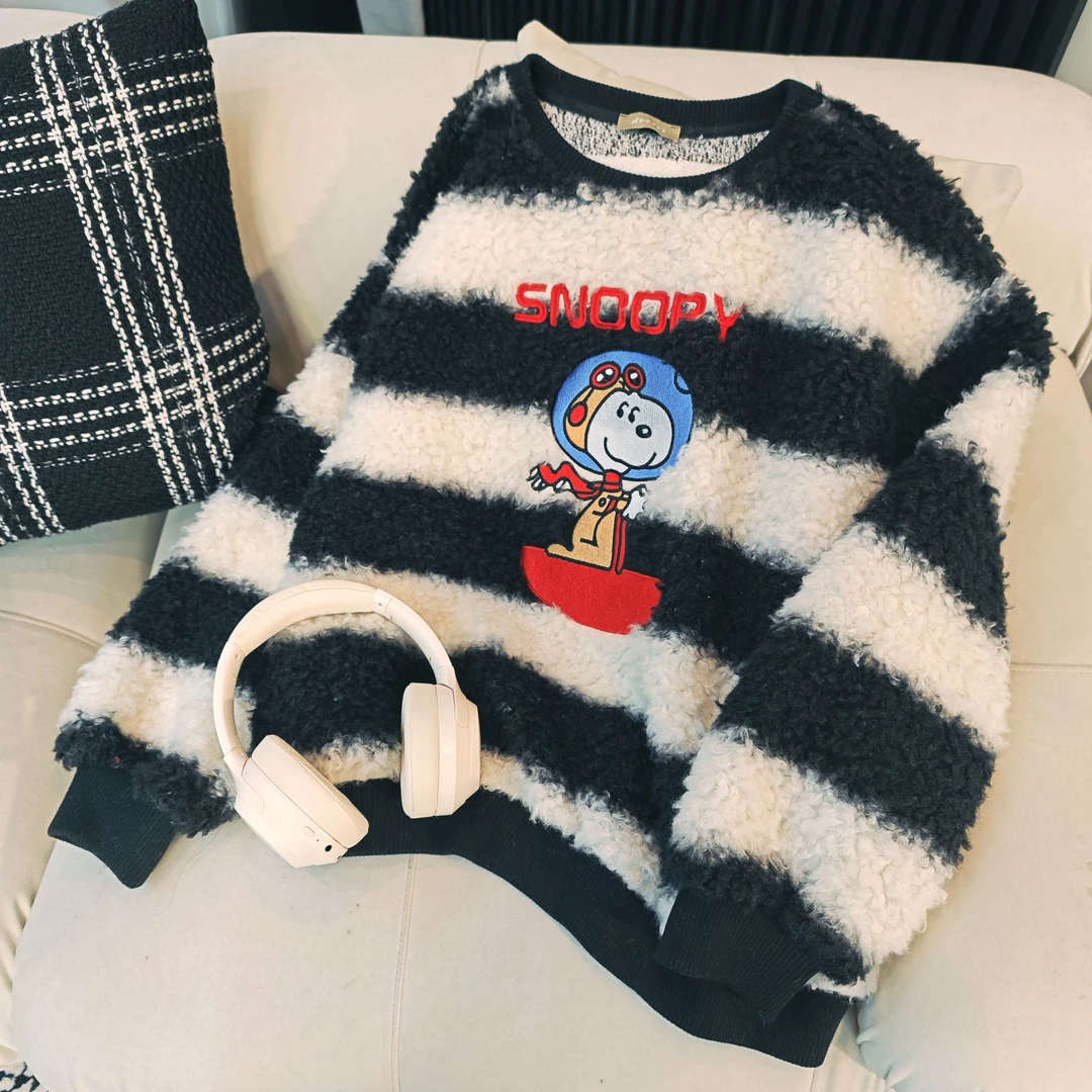 2024年秋季新款休闲条纹加厚卫衣7827