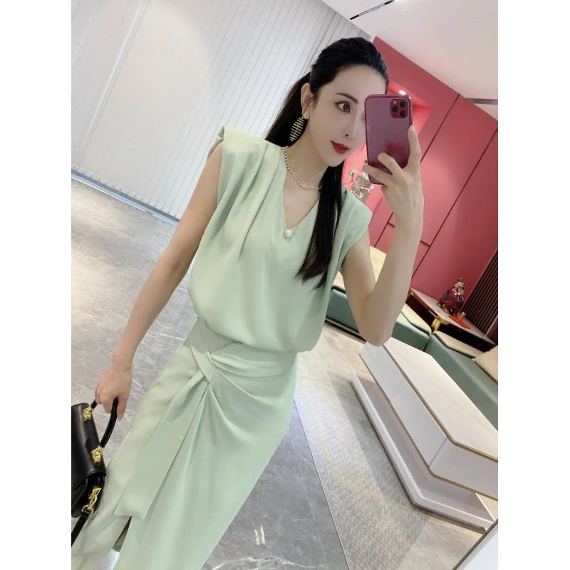 Y【如花日月】坎肩袖V领上衣+褶皱飘带开叉半身裙两件套8877