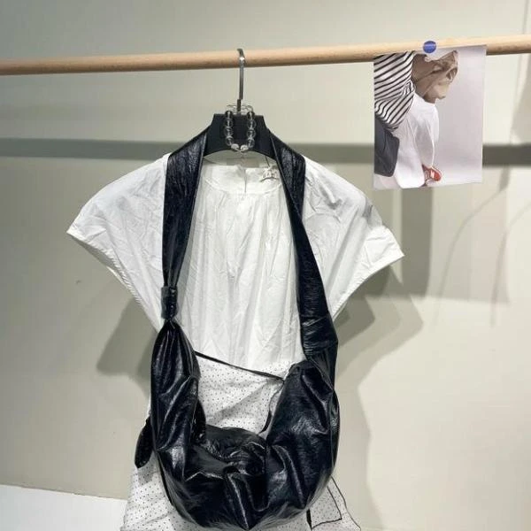 TF-大容量褶皱饺子包包4995