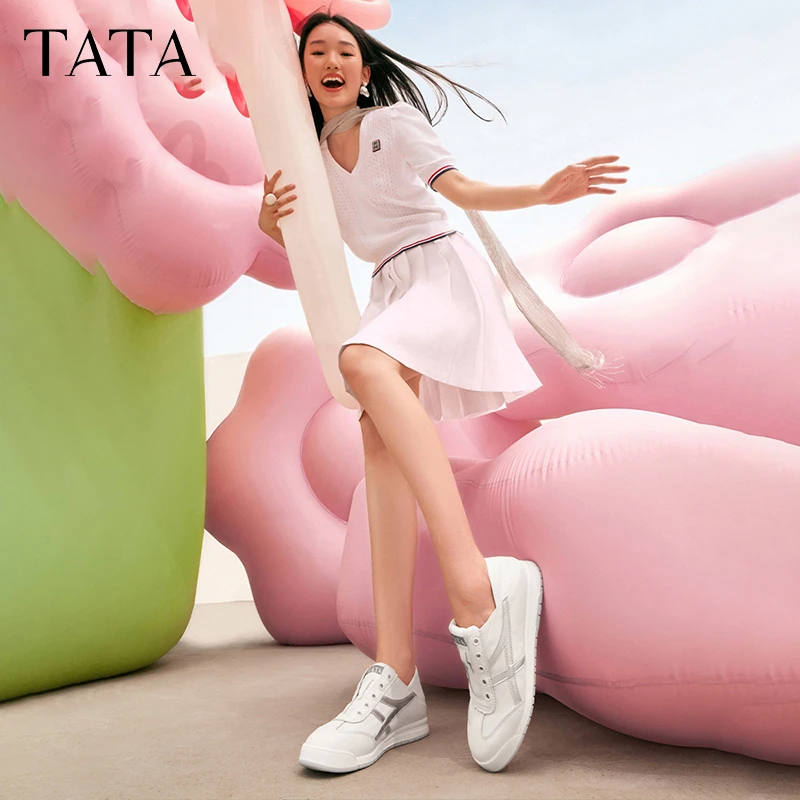 TATA他她薄款小白鞋女休闲德训鞋一脚蹬阿甘鞋秋新款WDCA5BM4