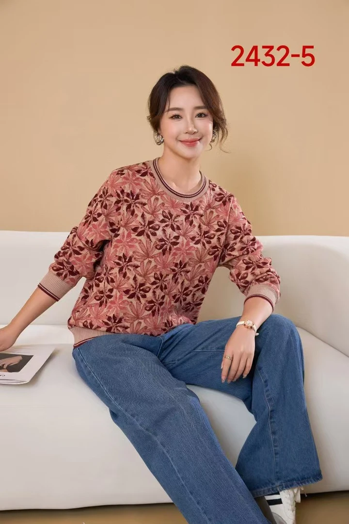 【淼淼妈】女款秋冬针织满印卫衣2432