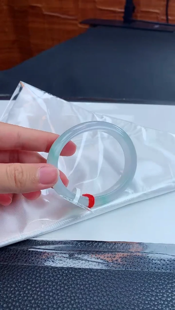 【闪购商品】翡翠手镯未镶嵌缅甸天然A货翡翠手镯