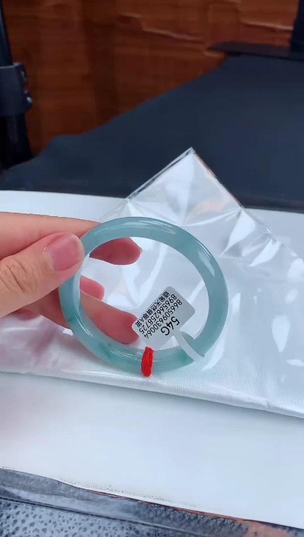 【闪购商品】翡翠手镯未镶嵌缅甸天然A货翡翠手镯