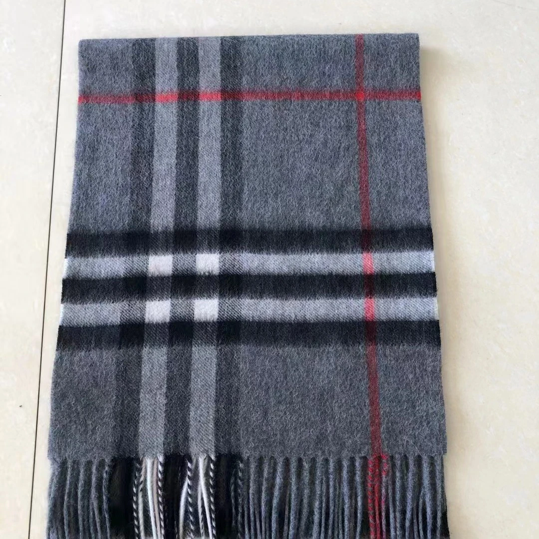 经典格纹羊绒围巾时尚百搭保暖流苏围脖男女同款短款