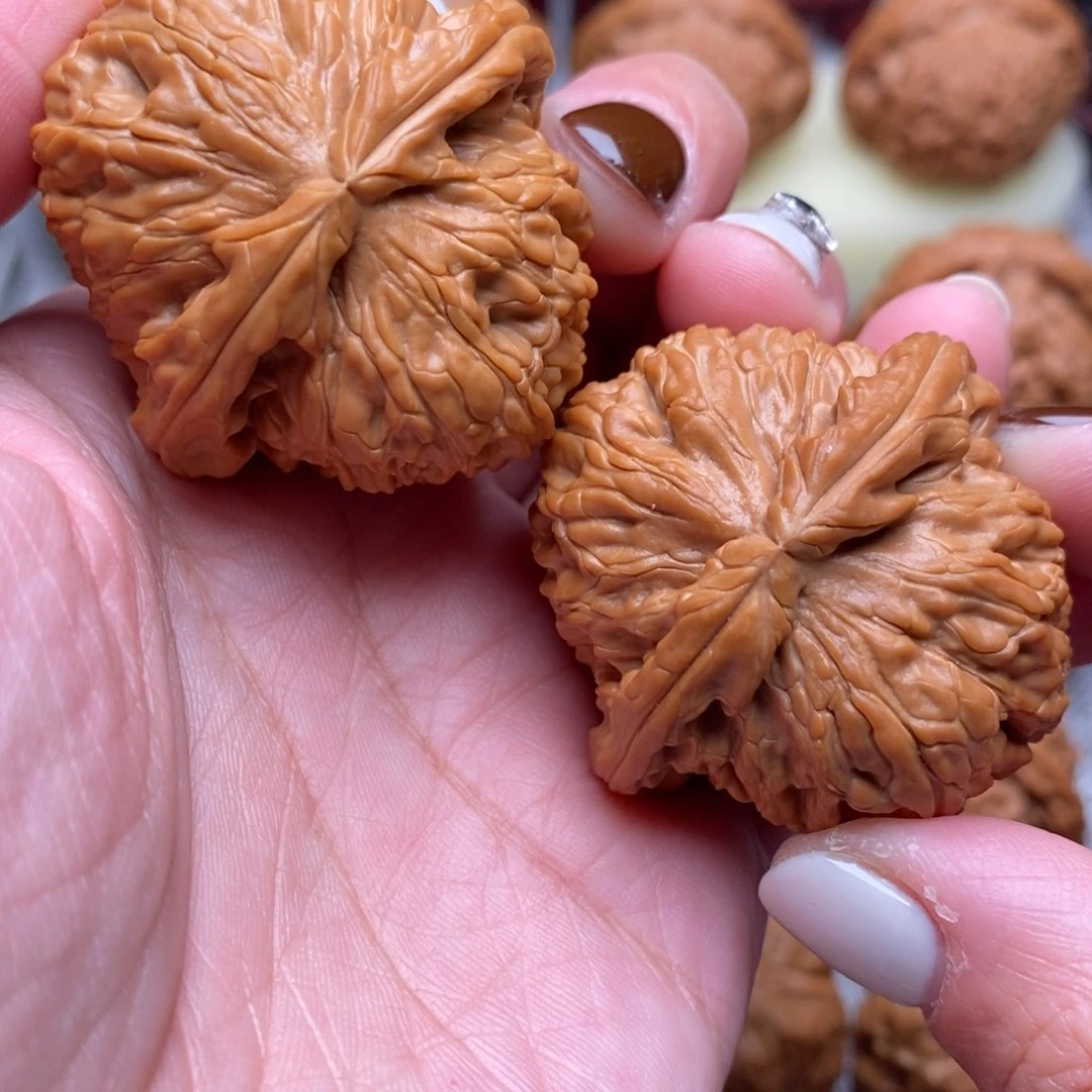 文玩核桃把件用****9全品白狮子41尺