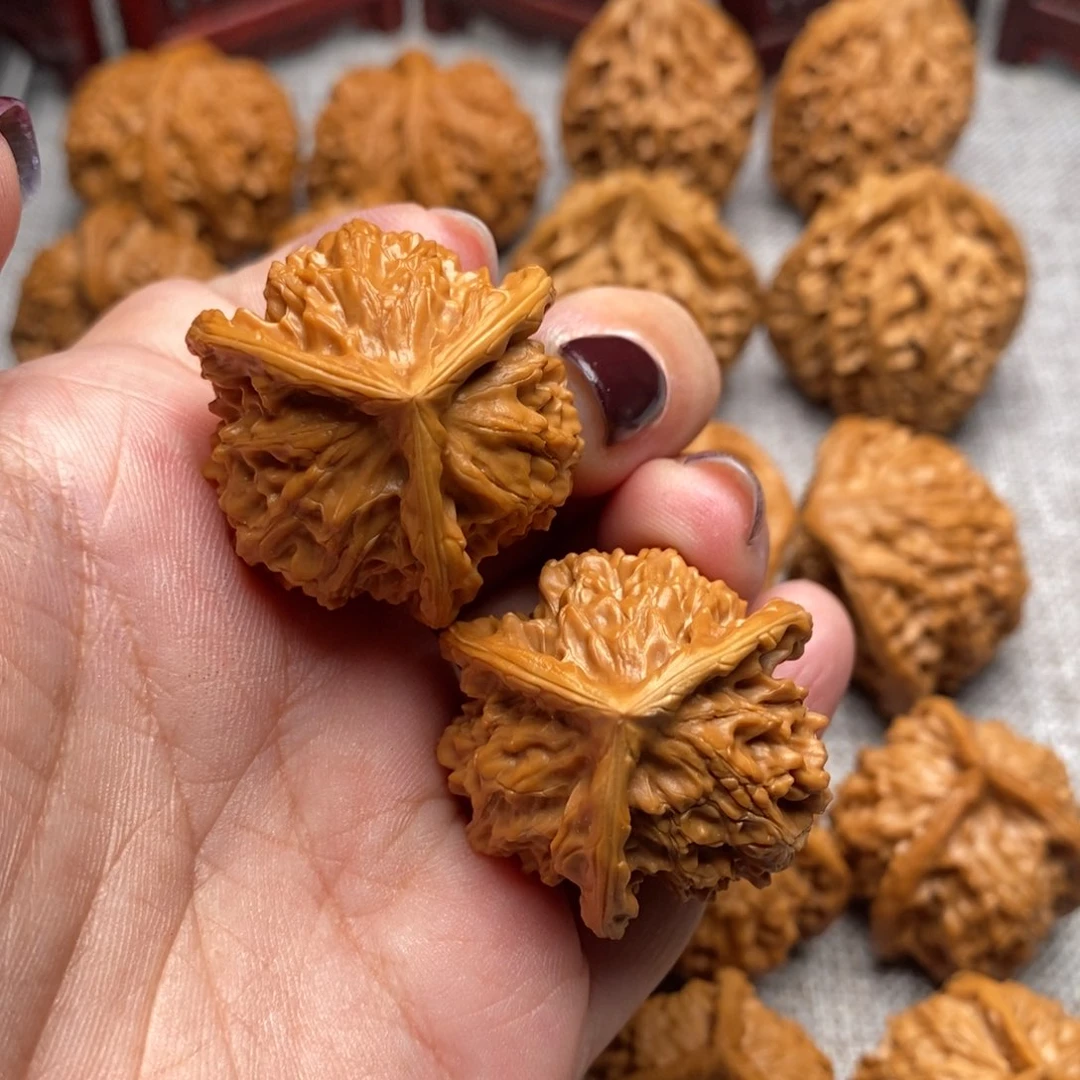 文玩核桃把件?****?三棱35