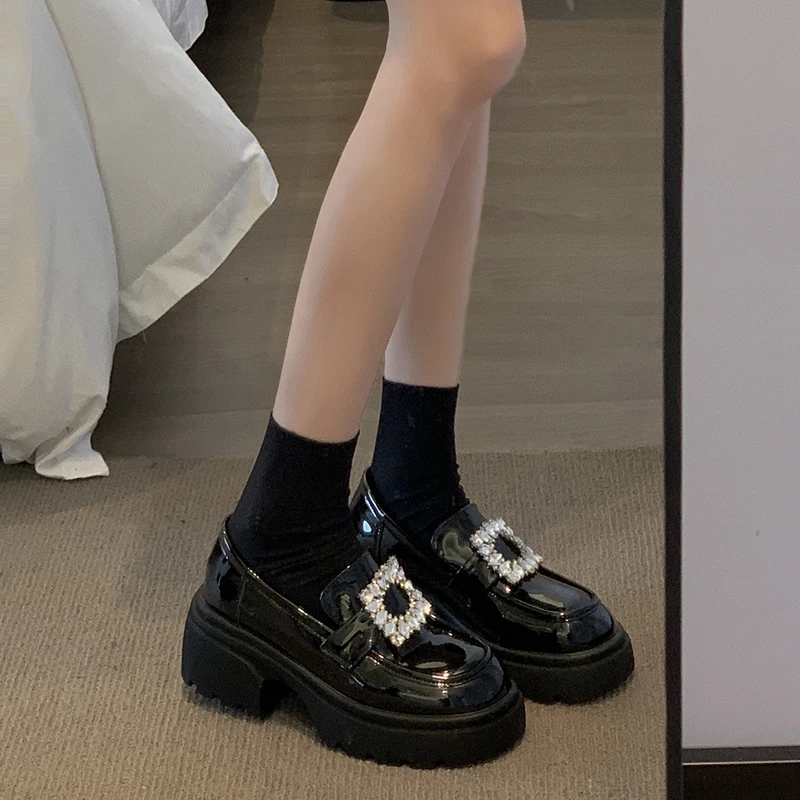 贾不假厚底乐福鞋女款2025春季新款复古百搭时尚小个子粗跟小皮鞋