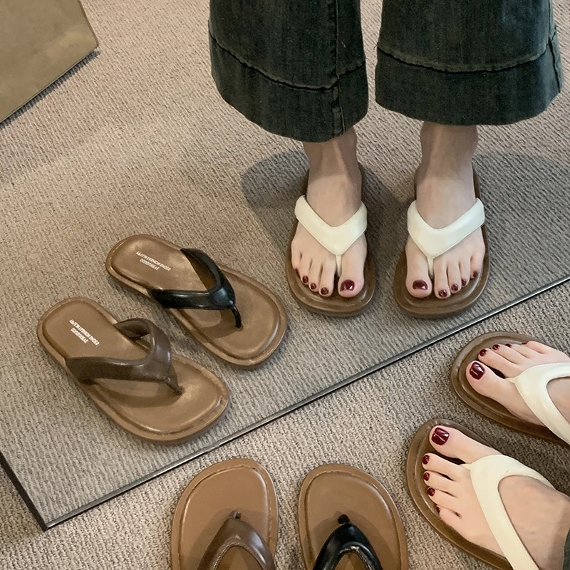 贾不假网红女士人字拖2024夏季时尚百搭休闲平底凉仙女风夹趾拖鞋