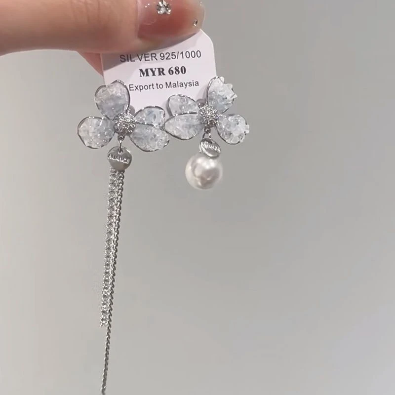 铜合金耳饰 渐变蓝蝴蝶结流苏小众设计耳钉甜美少女感Ab不对称