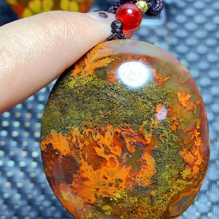 玛瑙/玉髓颈饰未镶嵌月***弦