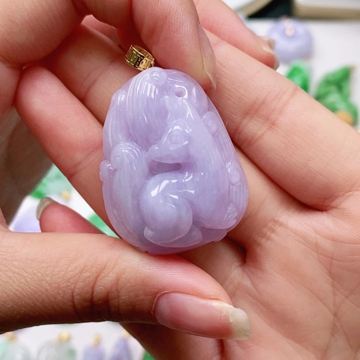 翡翠颈饰未镶嵌吊坠