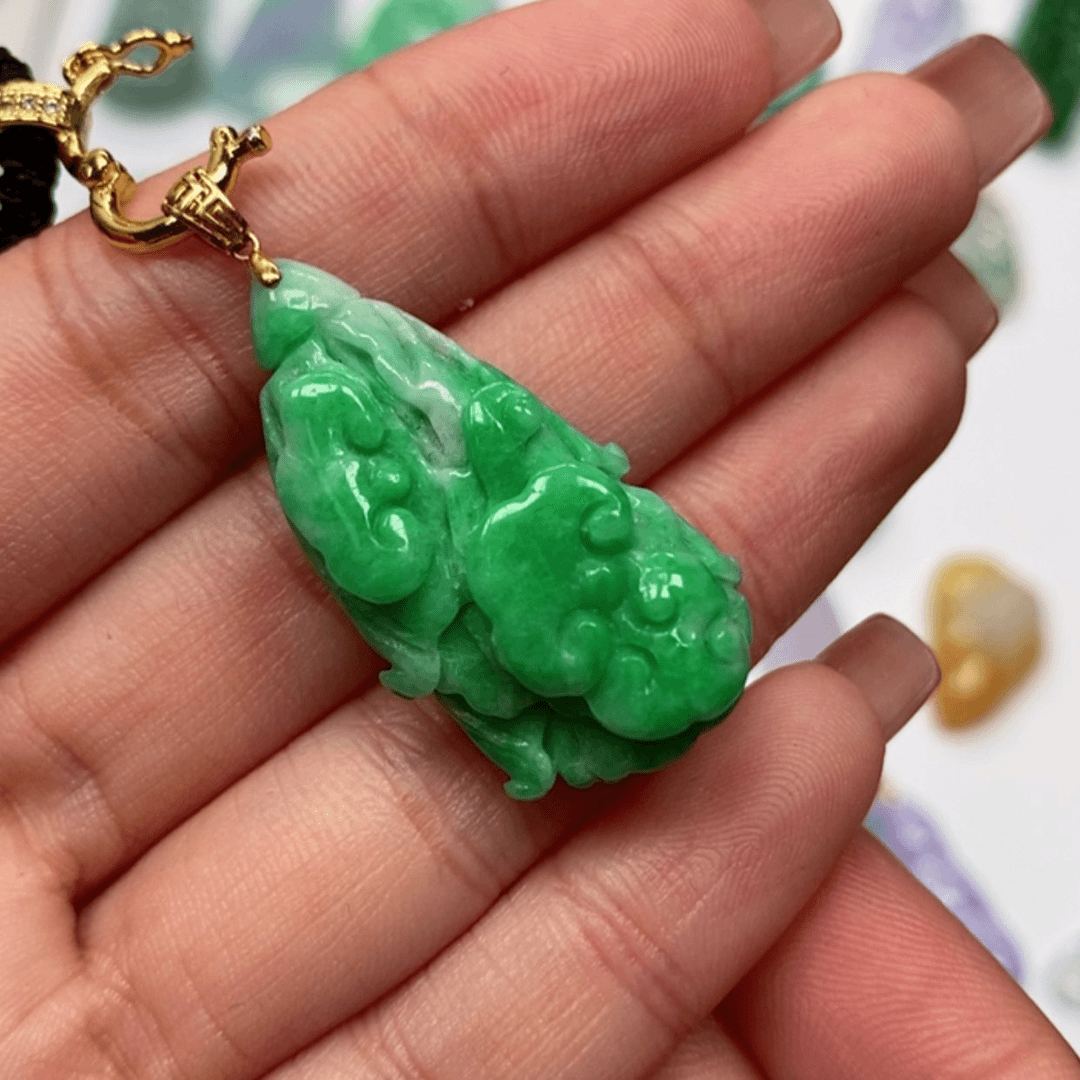 【闪购商品】翡翠颈饰未镶嵌a*