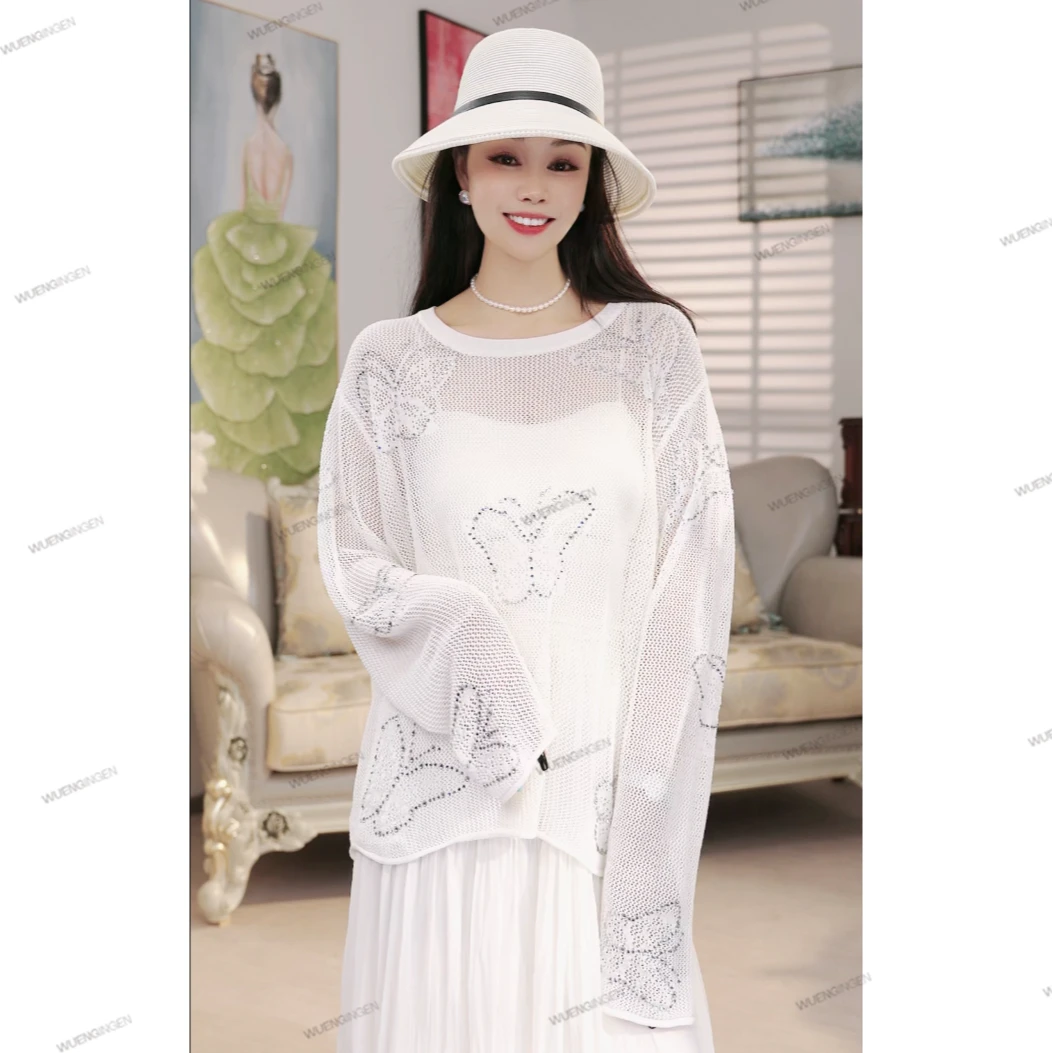 无印心匠线下599！烫钻+蝴蝶 镂空&圆领 纯色上衣 A14329-1