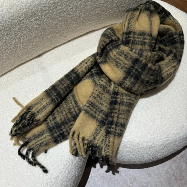 Tangostyle复古氛围感慵懒格纹流苏围巾