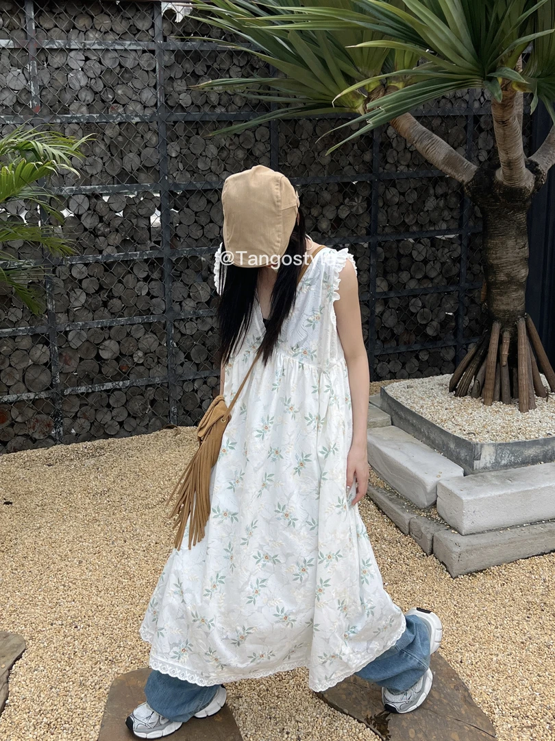 HELLOTANGO《伊犁绿野》小众设计刺绣镂空花边背心连衣裙5325#