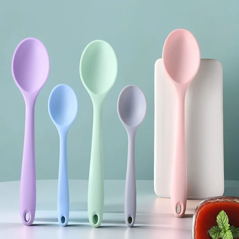 辅食勺04号（以实物为准）可爱家用创意吃饭网红幼儿防摔便携餐勺